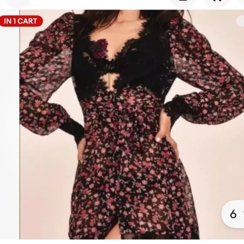 For love and lemons Sz XS melrose robe / lace wrap dress belted